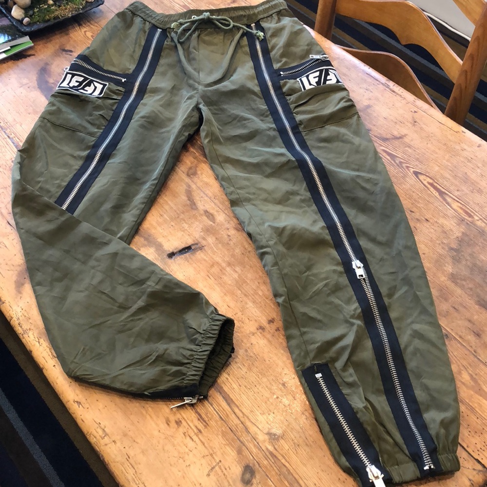 LF the brand jogger pants with zipper detail